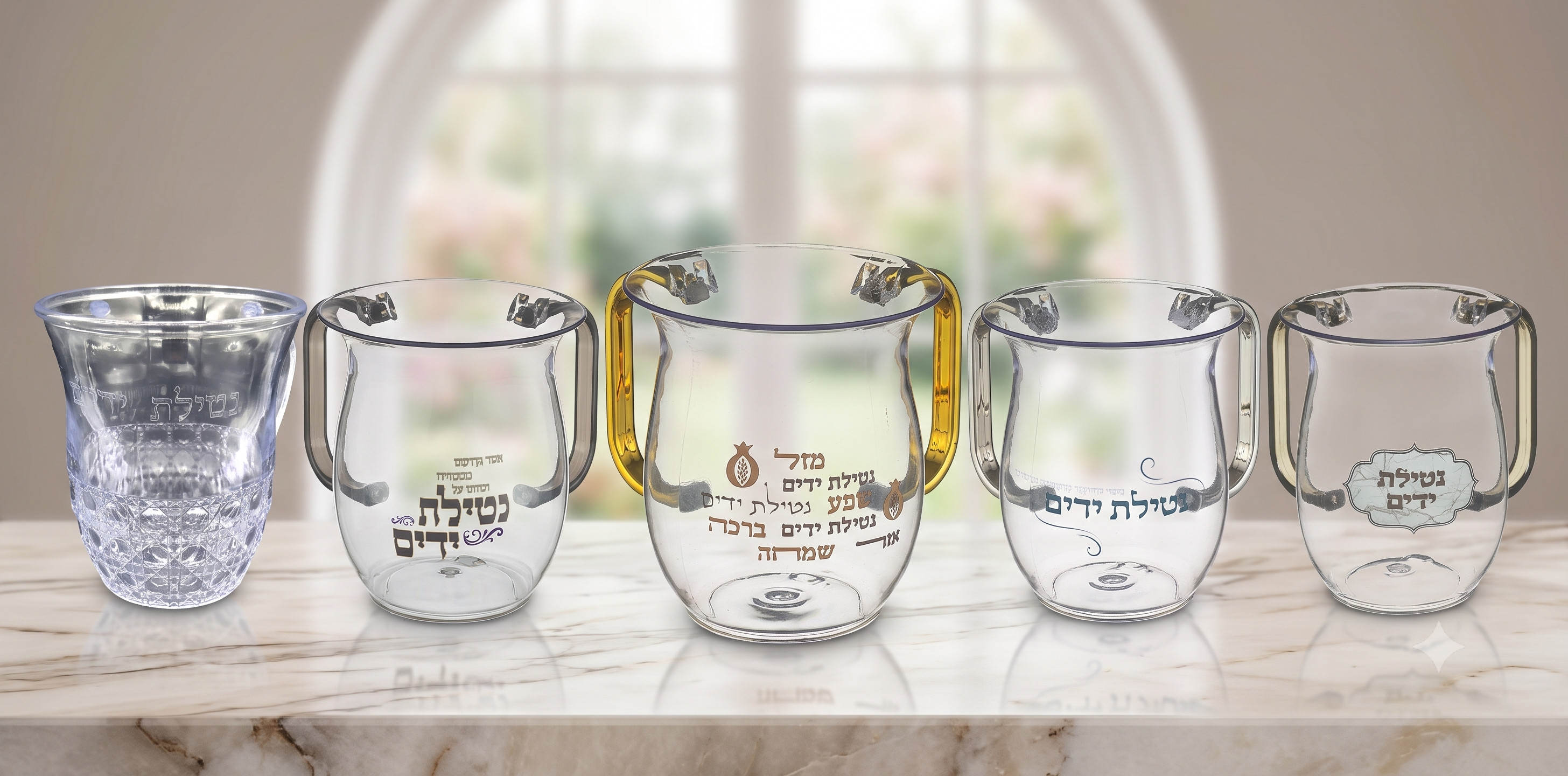 נטלות  מאקריליק
